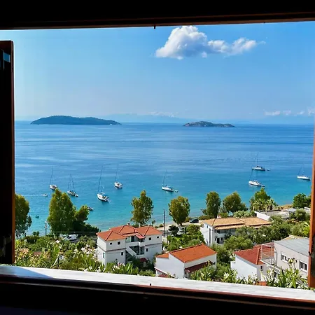 Athena Skiathos Konukevi Megali Ammos (Skiathos)