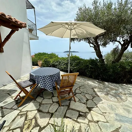 Athena Skiathos Megali Ammos (Skiathos)