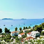 بيت ضيافة Athena Skiathos
