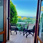 Athena Skiathos Gæstehus