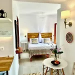 Guest house Athena 4*