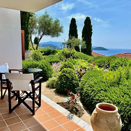 Athena Skiathos 4* Megali Ammos (Skiathos)