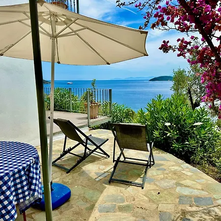 Athena Skiathos 4* Megali Ammos (Skiathos)