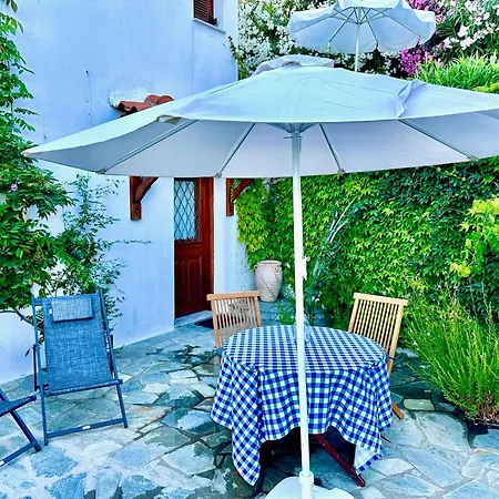 Athena Guest house Megali Ammos (Skiathos)