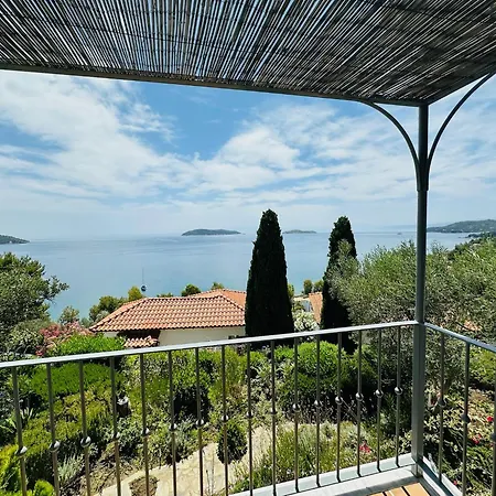 Athena Megali Ammos (Skiathos)
