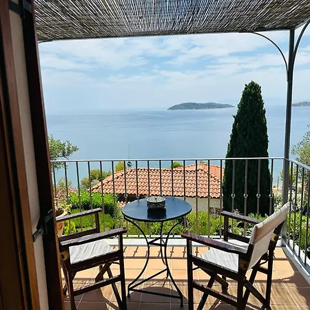 Athena Guest house