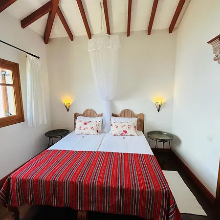 Athena Guest house Megali Ammos (Skiathos)