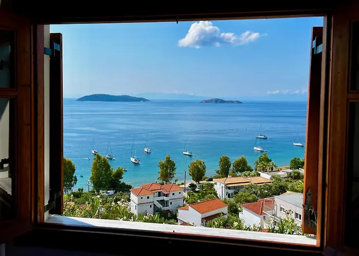 Athena Skiathos Konukevi Megali Ammos (Skiathos)