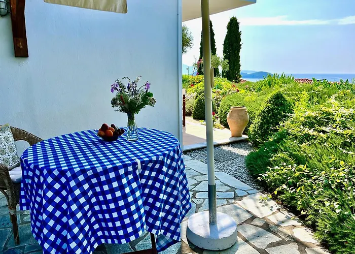 Konukevi Athena Skiathos Megali Ammos (Skiathos)