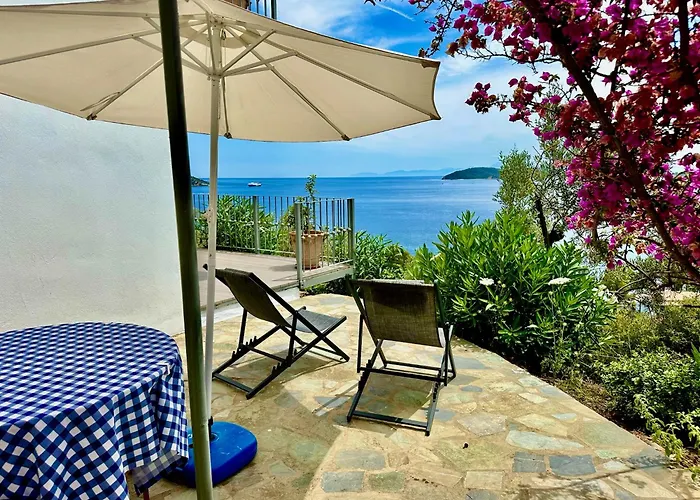 Athena Skiathos 4* Megali Ammos (Skiathos)