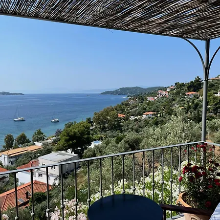 Athena Skiathos Megáli Ámosz