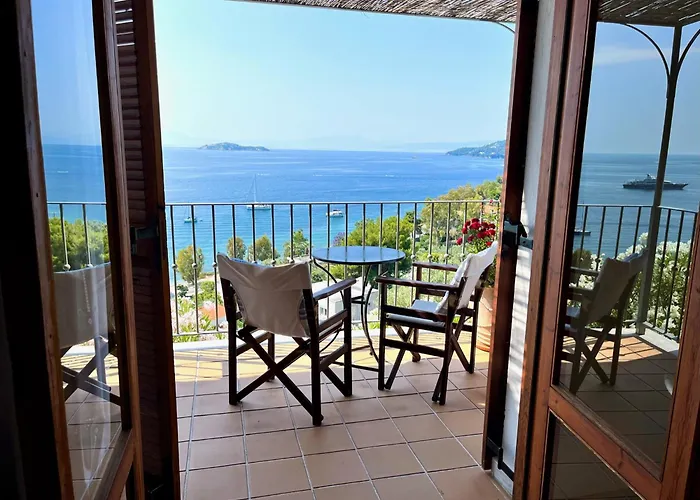 Athena Guest house Megali Ammos (Skiathos)