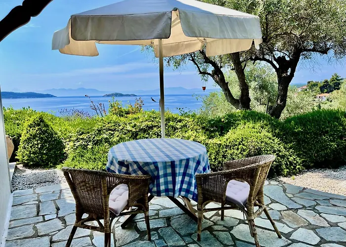 Guest house Athena 4*