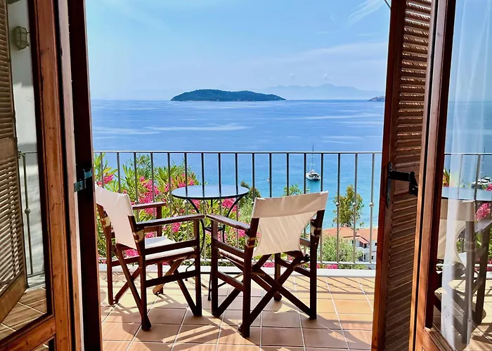 Athena Megali Ammos (Skiathos)