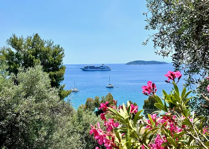 Athena Guest house 4*